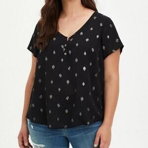 Torrid Black Cactus Georgette Hi-Low Button Detail Blouse 2X NWT 15241316